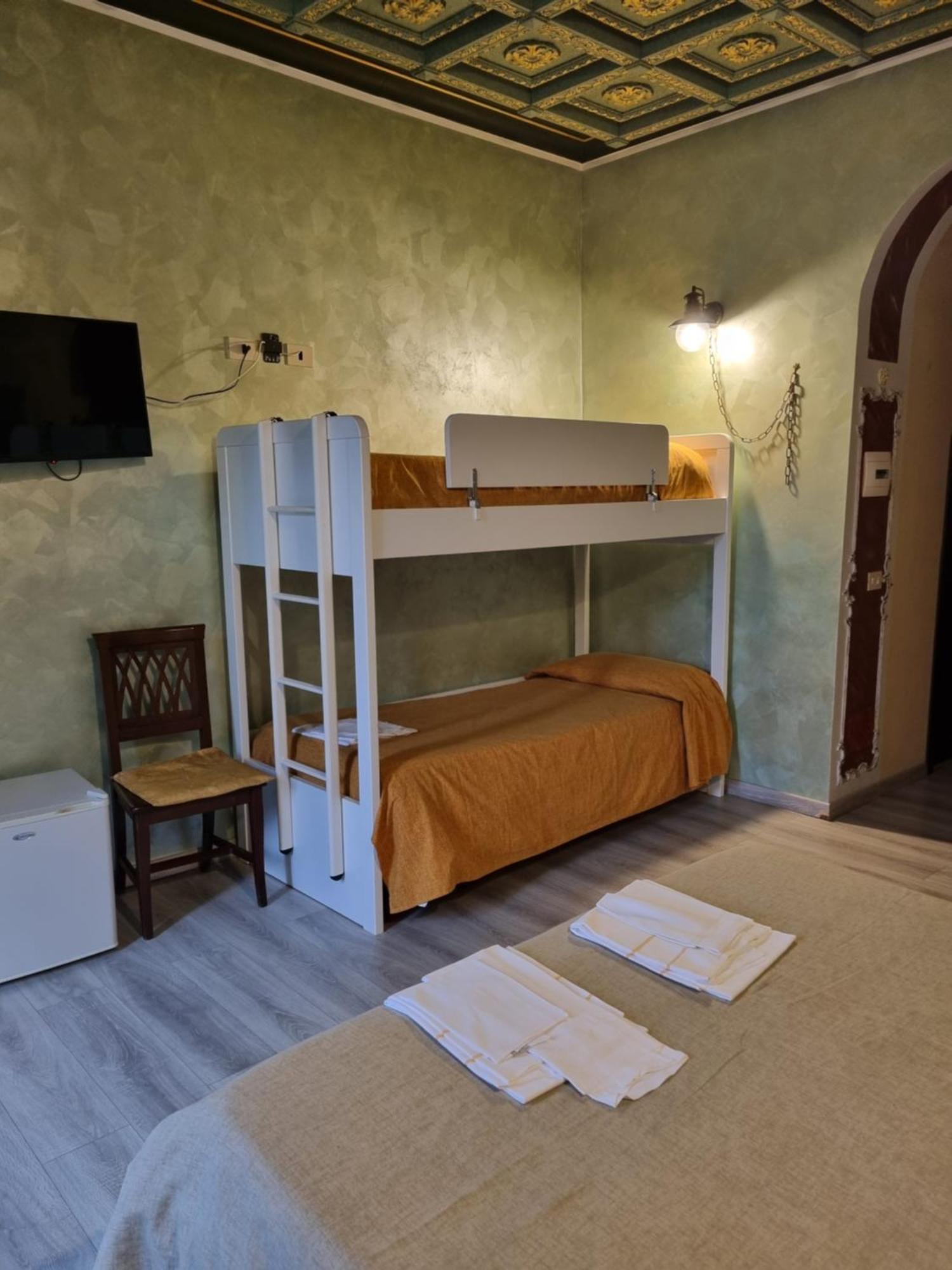 Bed and Breakfast Palazzo Moraschi Subiaco Zewnętrze zdjęcie